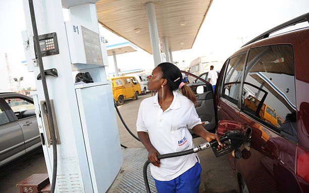 Nigeria negotiates ₦1,350 ceiling on petrol supply costs