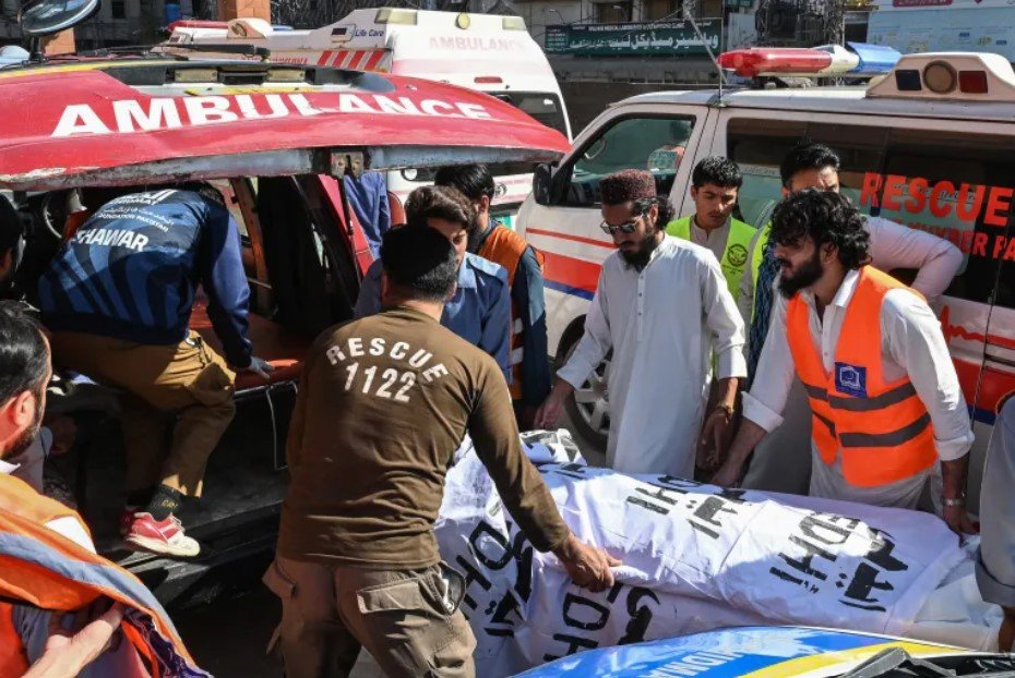 Pakistan orders school safety inspections after Peshawar roof collapse kills 35