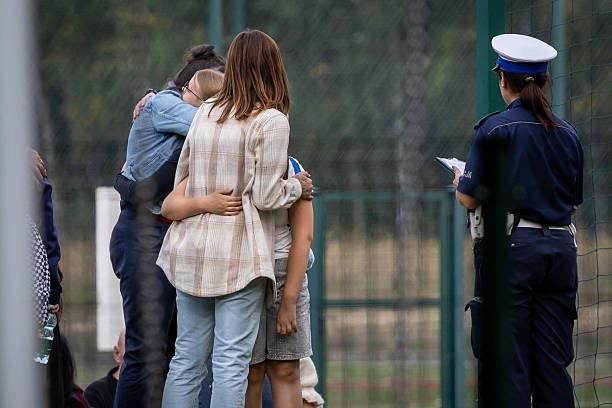 Polish police detain teenagers over school attack threats
